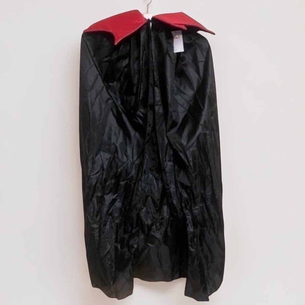 Claire's Kids Vampire Cape Black Red Stand Up Collar Halloween Costume One Size